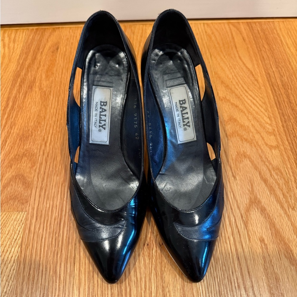 Bally Black Patent Leather Heels Size 7.5 M